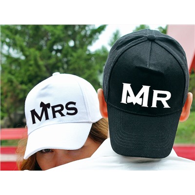 Парные бейсболки "Mrs and Mr"