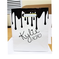 Пакет (10шт) Kylie New Design бумажный средний