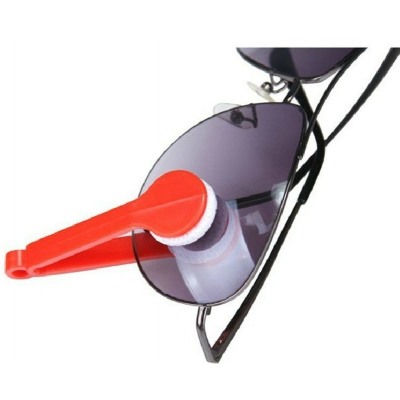 Устройство Eyeglass Microfiber Brush из микрофибры для чистки солнцезащитных и обычных очков